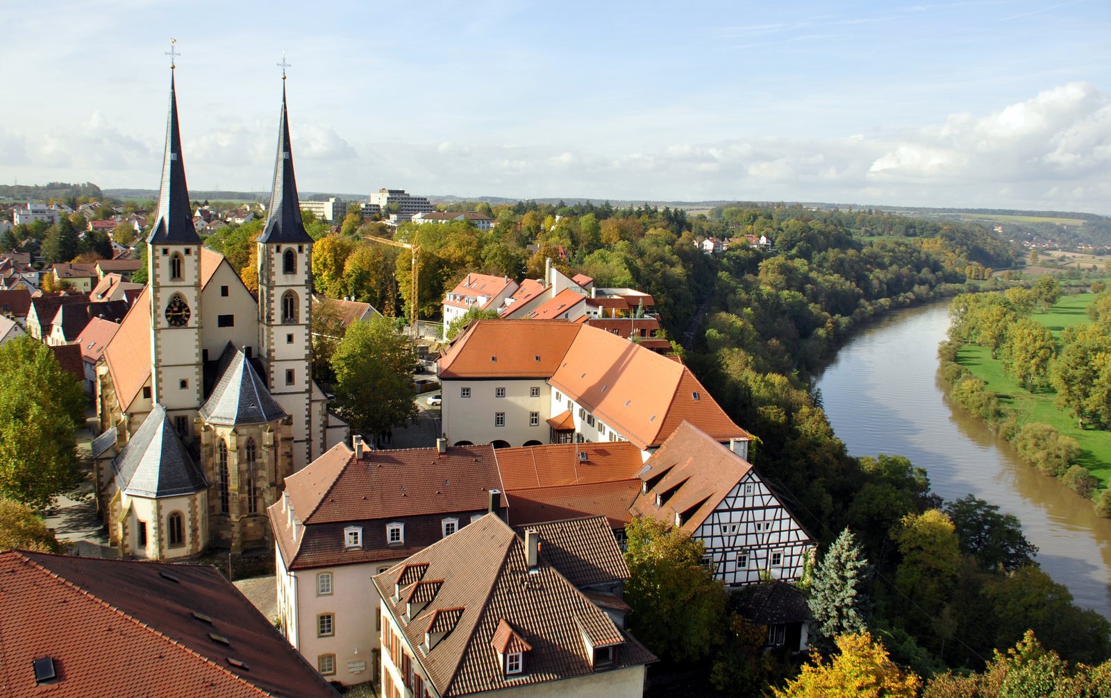 Altstadt Bad Wimpfen mit Stiftskirche und Blick auf den Neckar